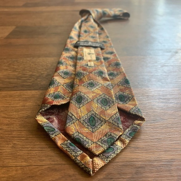 Robert Talbott “Seven Fold” Hand Made Silk Tie - Picture 6 of 8
